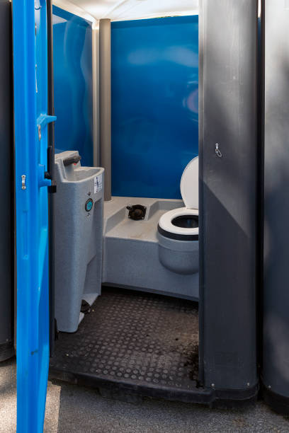 Best Portable restroom trailer rental  in Monticello, AR